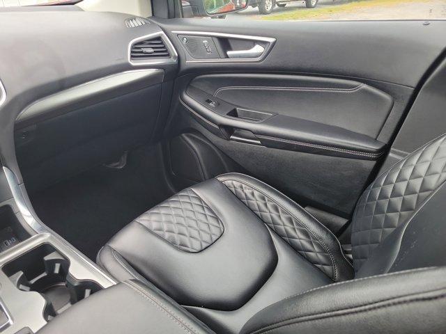 used 2024 Ford Edge car, priced at $29,900