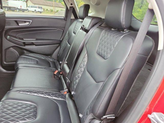 used 2024 Ford Edge car, priced at $29,900