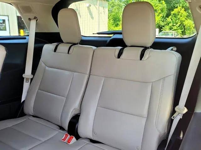 used 2024 Ford Explorer car, priced at $39,900