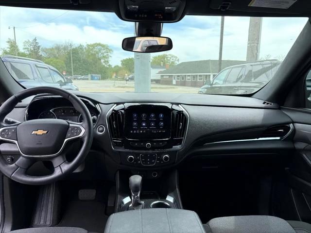 used 2024 Chevrolet Traverse car, priced at $34,900