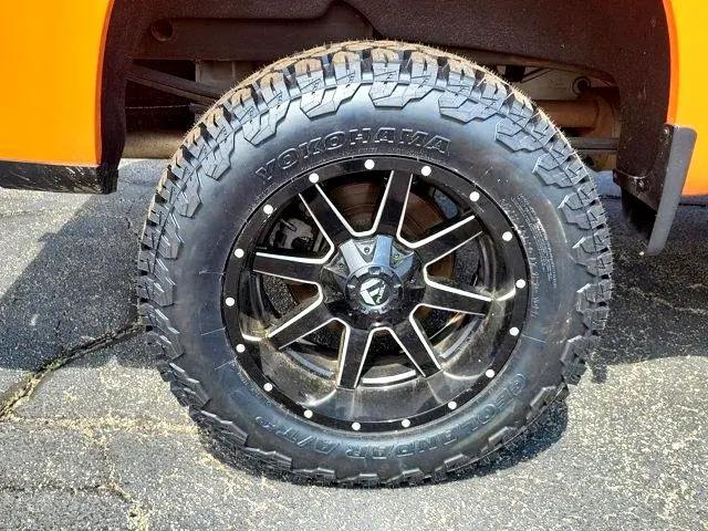 used 2020 Chevrolet Silverado 1500 car, priced at $31,900