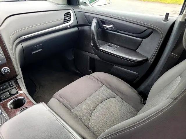 used 2017 Chevrolet Traverse car, priced at $13,900
