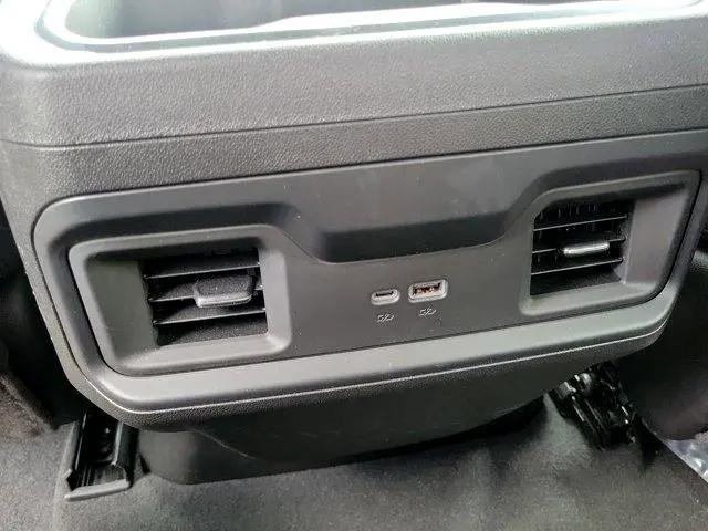 used 2024 Chevrolet Silverado 2500 car, priced at $59,900