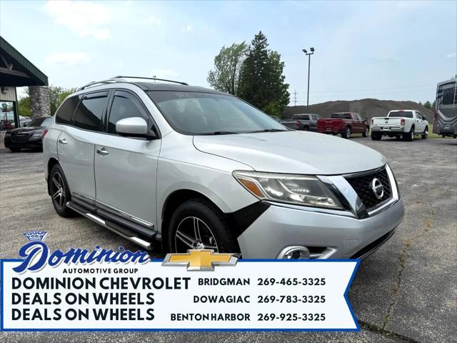 used 2015 Nissan Pathfinder car, priced at $11,900