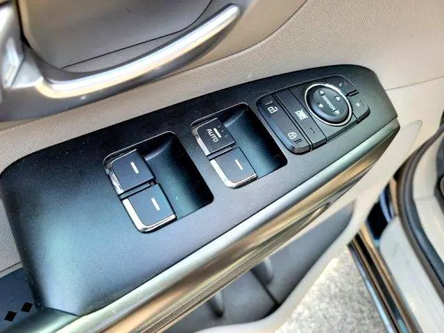 used 2020 Kia Sedona car, priced at $19,900