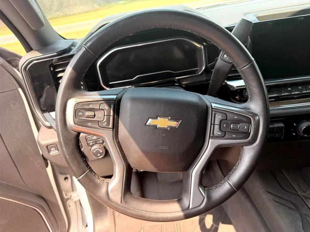 used 2023 Chevrolet Silverado 1500 car, priced at $39,900