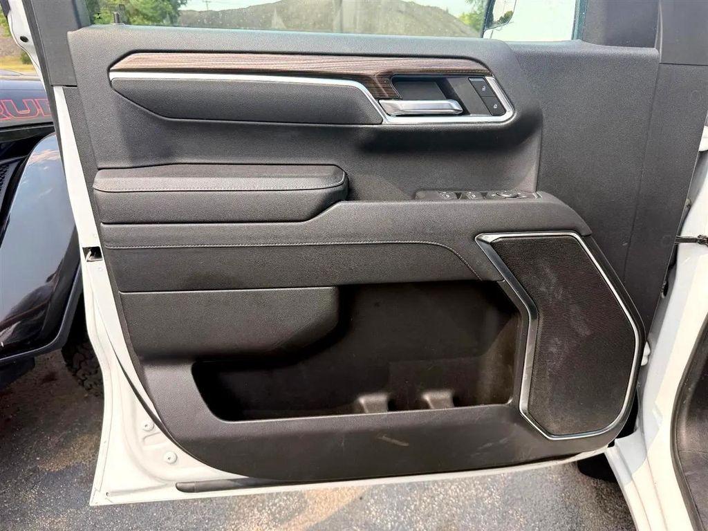 used 2023 Chevrolet Silverado 1500 car, priced at $39,900