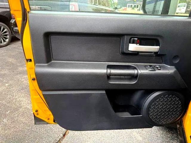 used 2007 Toyota FJ Cruiser car, priced at $17,777