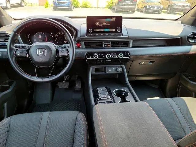 used 2023 Honda Pilot car, priced at $34,900