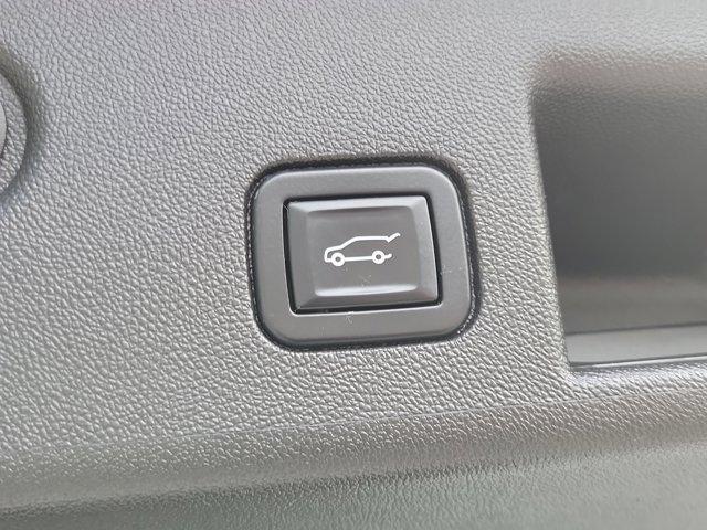 used 2022 Chevrolet Equinox car, priced at $22,900