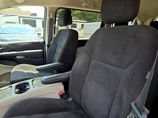 used 2014 Dodge Grand Caravan car, priced at $6,900