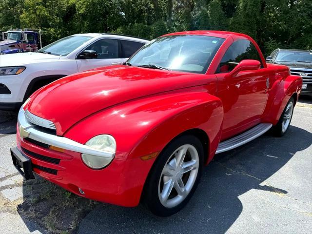 used 2005 Chevrolet SSR car, priced at $22,900