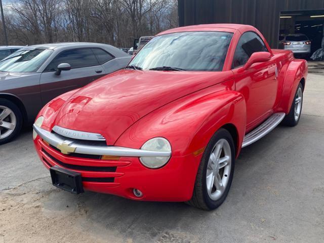 used 2005 Chevrolet SSR car, priced at $24,900