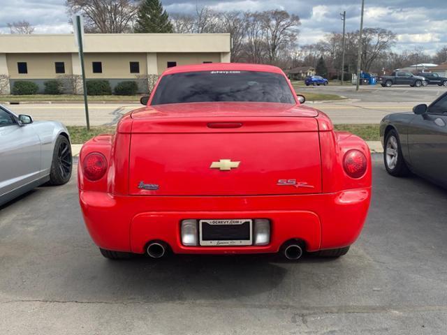 used 2005 Chevrolet SSR car, priced at $24,900