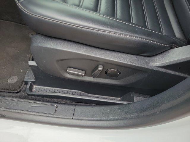 used 2024 Ford Edge car, priced at $25,900