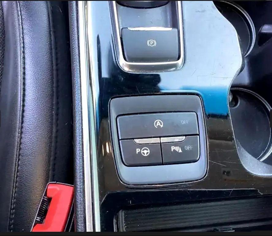 used 2018 Ford Edge car, priced at $14,900