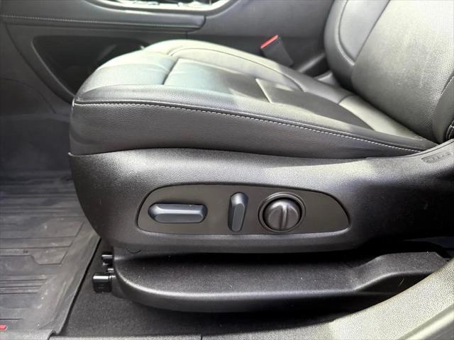used 2023 GMC Acadia car, priced at $38,900