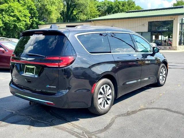 used 2021 Chrysler Pacifica Hybrid car, priced at $23,900