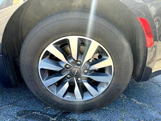 used 2021 Chrysler Pacifica Hybrid car, priced at $26,900