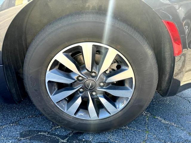 used 2021 Chrysler Pacifica Hybrid car, priced at $29,900