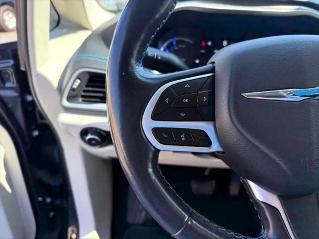 used 2021 Chrysler Pacifica Hybrid car, priced at $29,900