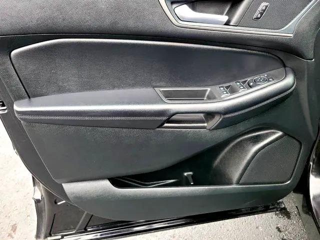 used 2024 Ford Edge car, priced at $27,900