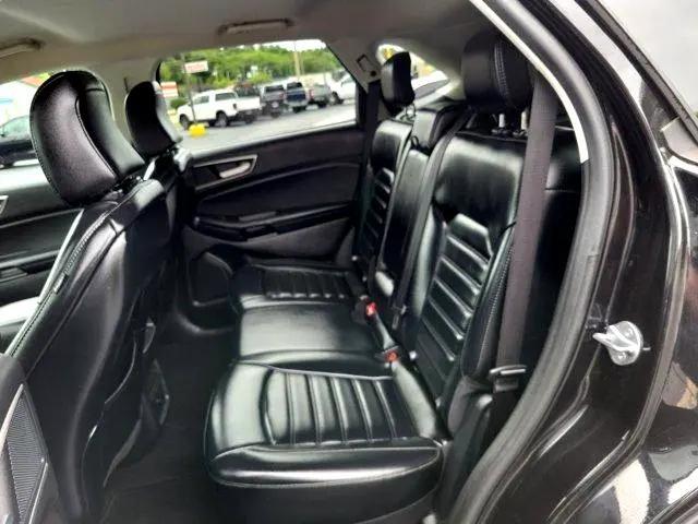 used 2024 Ford Edge car, priced at $27,900