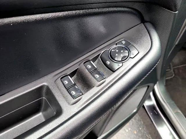 used 2024 Ford Edge car, priced at $27,900