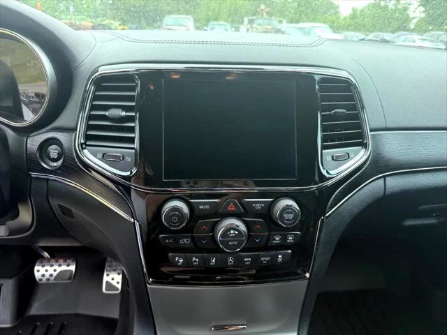 used 2021 Jeep Grand Cherokee car, priced at $29,900