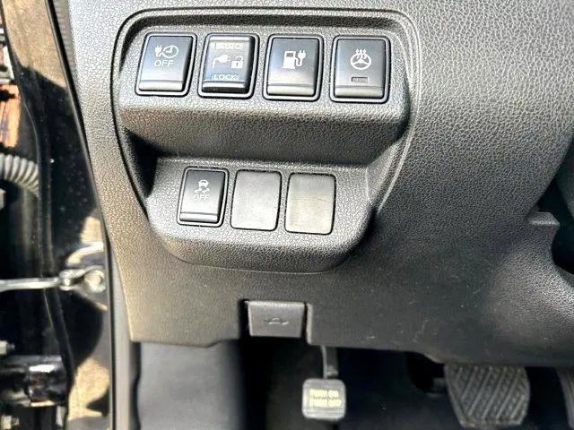 used 2013 Nissan Leaf car, priced at $5,900