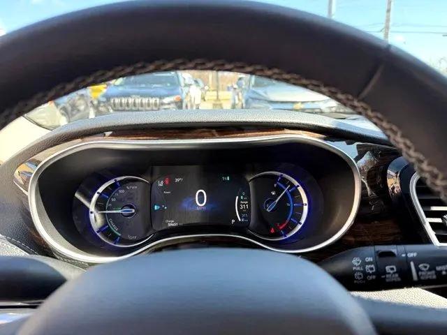 used 2023 Chrysler Pacifica Hybrid car, priced at $28,900