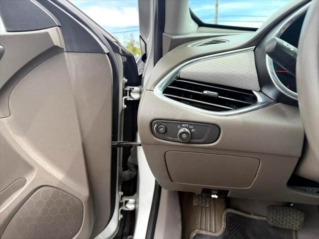 used 2020 Chevrolet Malibu car, priced at $14,900