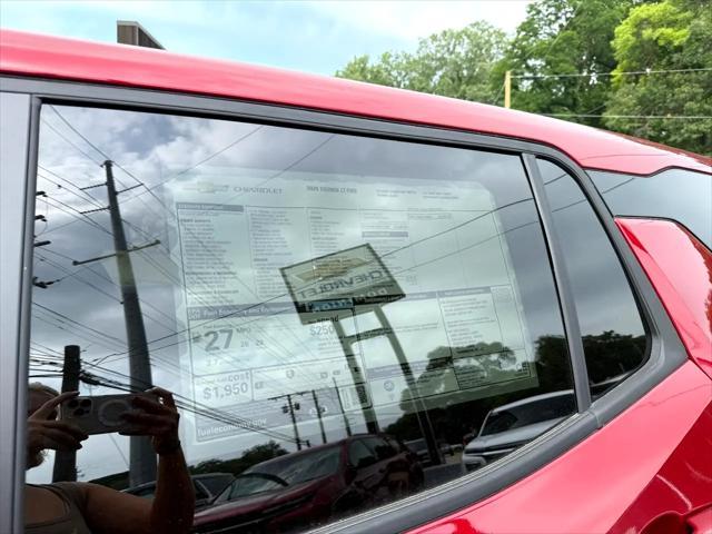 used 2025 Chevrolet Equinox car, priced at $31,575