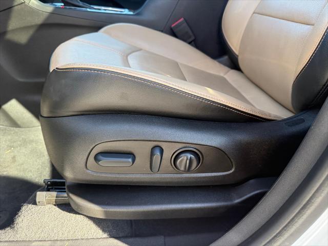 used 2022 Chevrolet Equinox car, priced at $26,900