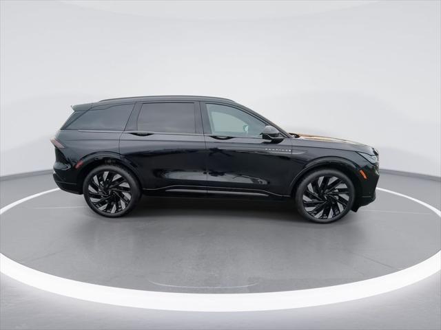 used 2024 Lincoln Nautilus car, priced at $57,554