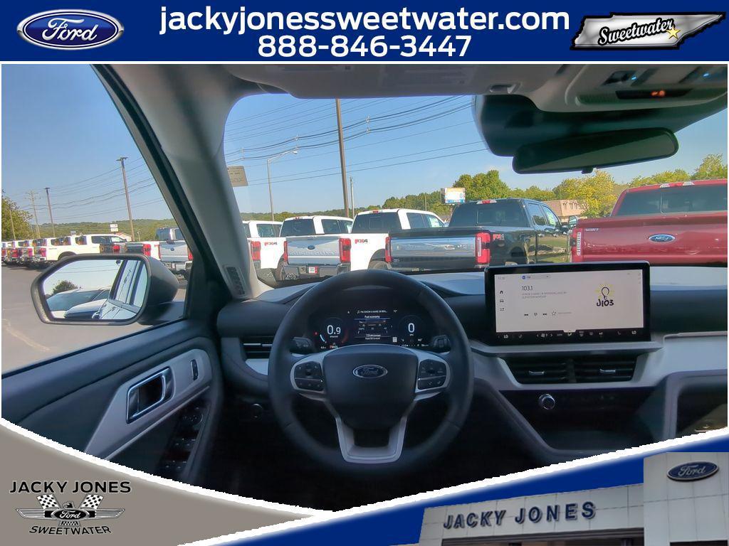 new 2025 Ford Explorer car, priced at $42,665