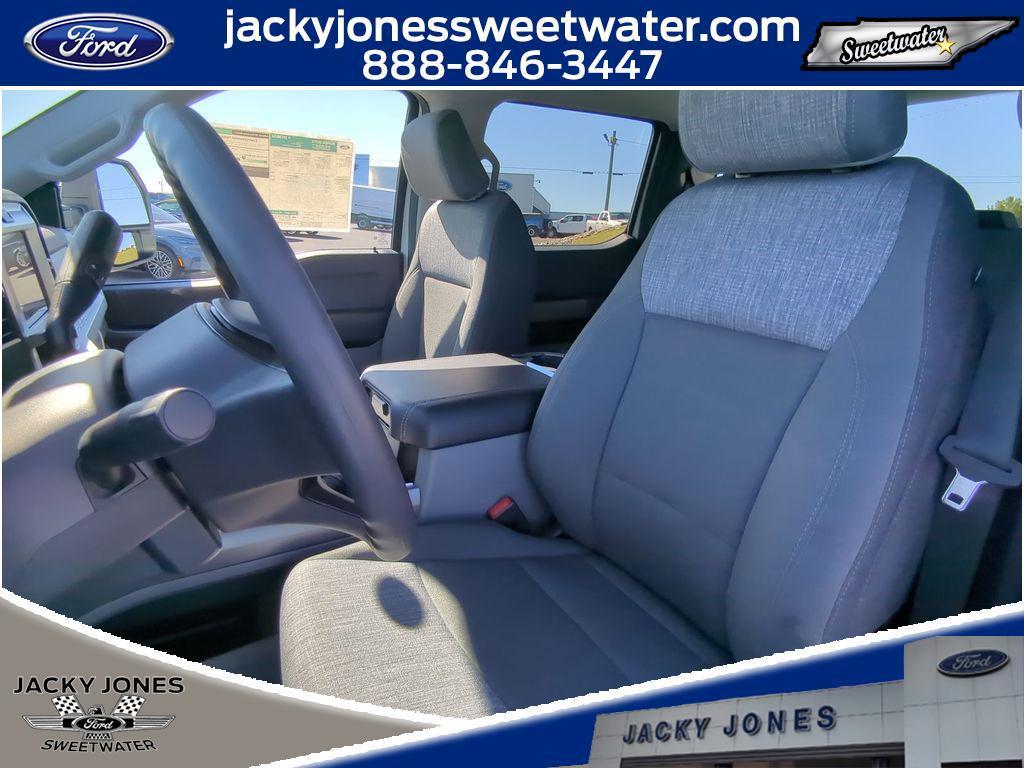 new 2025 Ford F-250 car, priced at $63,140