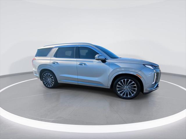 used 2023 Hyundai Palisade car, priced at $42,550