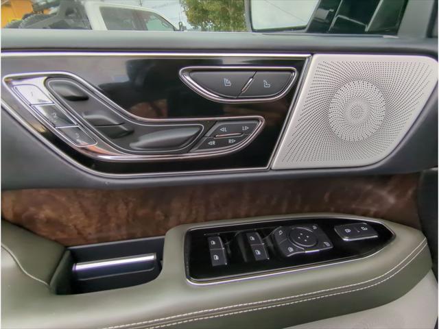 used 2022 Lincoln Navigator car, priced at $70,395