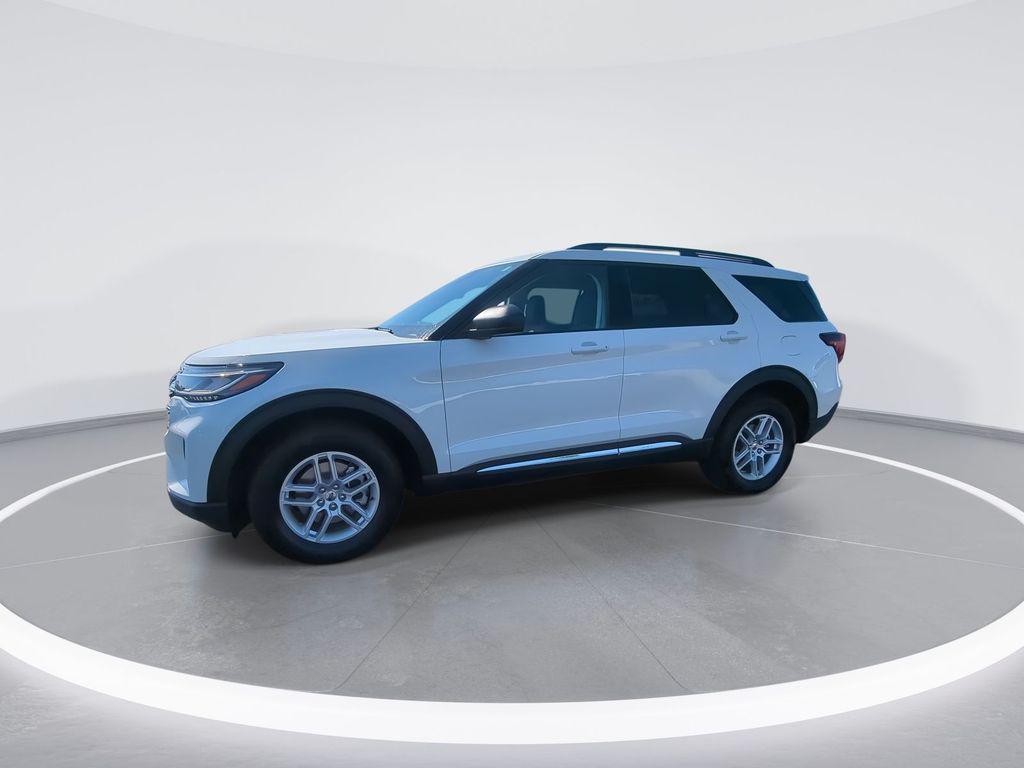 new 2025 Ford Explorer car, priced at $41,075