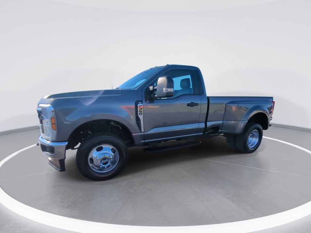 used 2025 Ford F-350 car, priced at $51,876