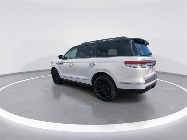 used 2024 Lincoln Navigator car, priced at $91,674