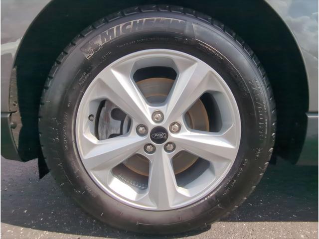 used 2024 Ford Edge car, priced at $30,876