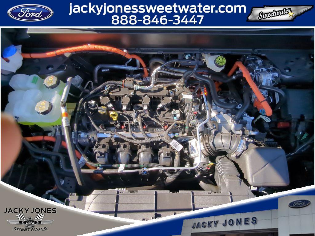 new 2025 Ford Maverick car, priced at $29,940