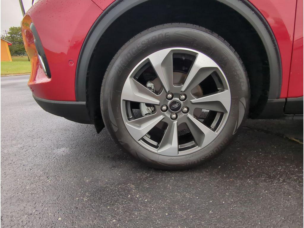 used 2023 Ford Escape car, priced at $30,955