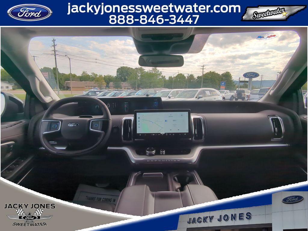new 2025 Ford Expedition car, priced at $74,945