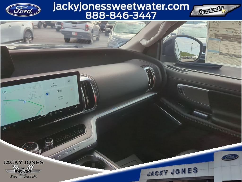 new 2025 Ford Expedition car, priced at $74,945