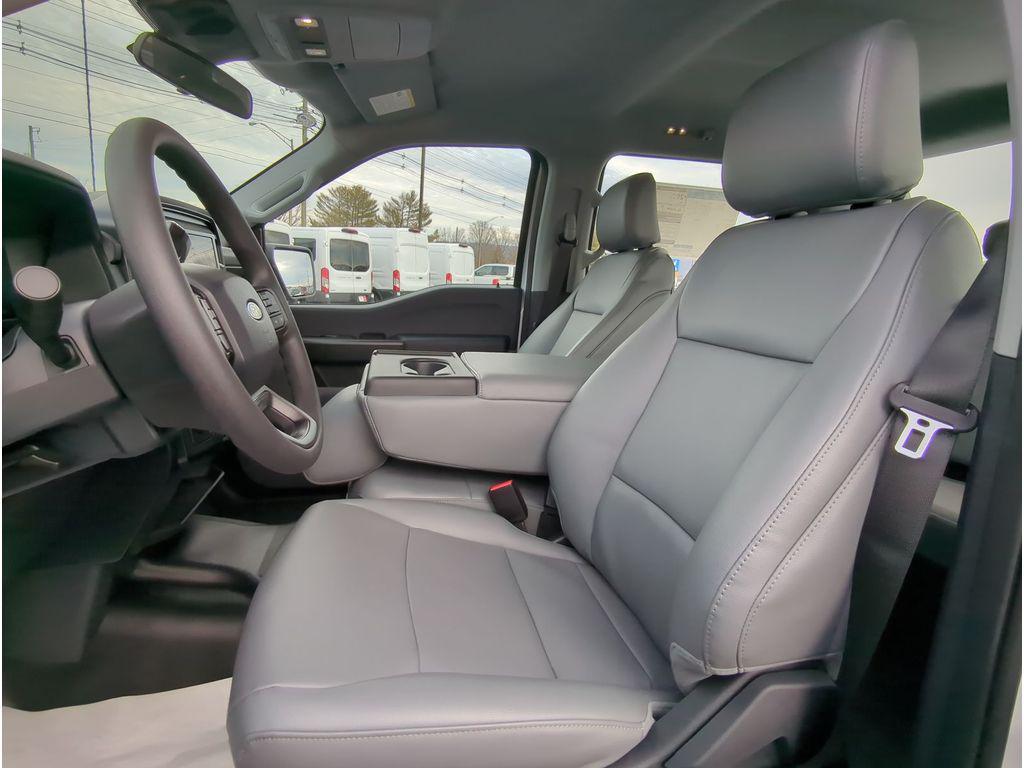 new 2025 Ford F-150 car, priced at $45,625