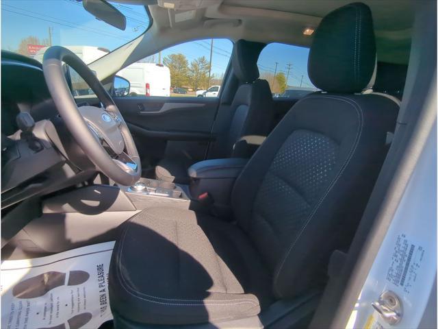 new 2025 Ford Escape car, priced at $31,599