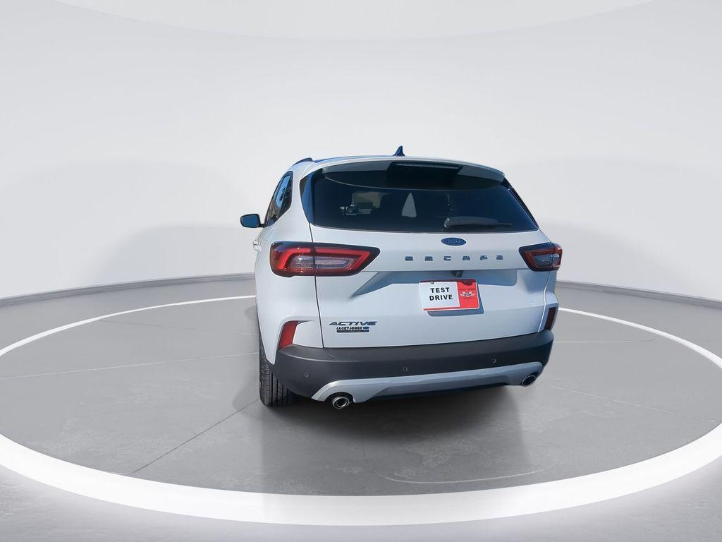 new 2025 Ford Escape car, priced at $29,075